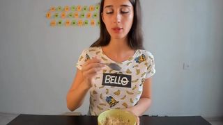 SweetButtocks hot young lady is fucking pussy