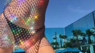 Natalia Starr  sexy slut exposes its charms