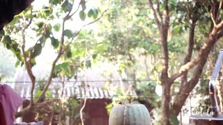 Leolulu busty babe shows forms