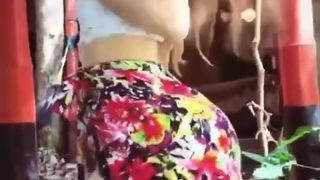 Ivy Wolfe  amazing chick masturbates shaved pussy