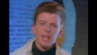 Divina  nice lady fucks her pussy with toy