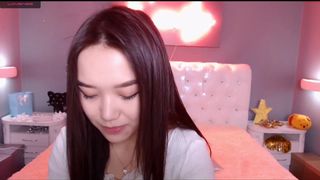 elcinkayi handjob and play with sex toys