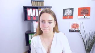 lauren_lucky sweet babe took off her panties