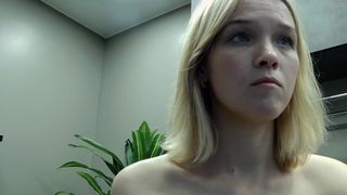 donna_crellin excellent skin sucking rubber penis