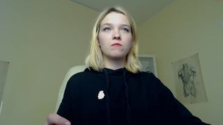 donna_crellin sexy caresses shaved holes