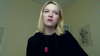 donna_crellin sexy caresses shaved holes