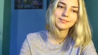 domidaves gorgeous ladies twirl tight ass