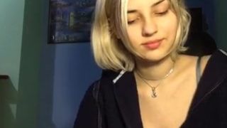 domidaves three fingers into the vagina