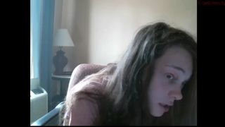 i_drop_dick vicious lady pulls clit