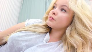 dianaholiday Mature brunette