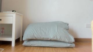 bigtroublelittlechina elegant confused caresses juicy pussy