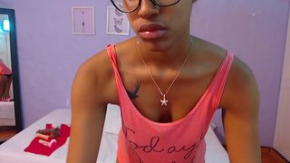 pleasing_daddy_ elegant whore massages juicy vagina