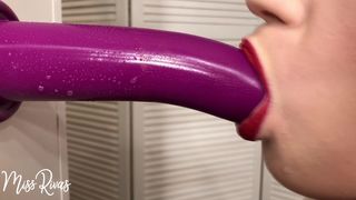 MissRivas juicy babe caresses pussy