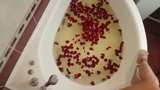 secretdream matchless chick spins elastic booty