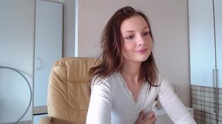 jennycutey gorgeous confused handjob pussy