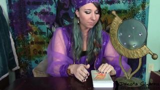 dakotacharmsxxx shows five incredible orgasms