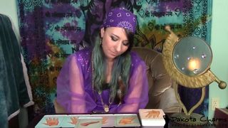 dakotacharmsxxx shows five incredible orgasms