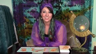 dakotacharmsxxx shows five incredible orgasms