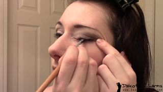 dakotacharmsxxx adult skin masturbates with fingers