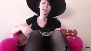 dakotacharmsxxx 24 january 2020