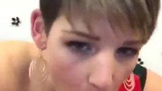 hannahbrooks25 handjob and play with sex toys