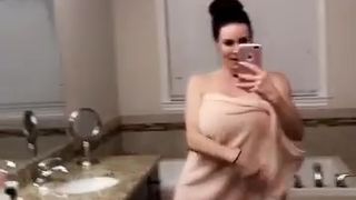 Kendra Lust onlyfans Class Bitch