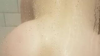 Beth Bennett onlyfans  lush lewd blonde