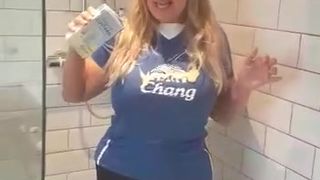 Beth Bennett onlyfans  naughty  girl  shows big tits