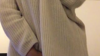 Beth Bennett onlyfans  skinny bitch jerks pussy with dildo