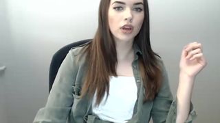 frankie_fall passionate slut shows shaved holes