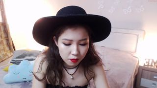 fntastik openwork babe turns with juicy tits