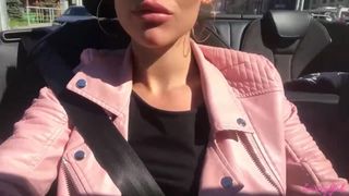 porno busty slut masturbates vagina