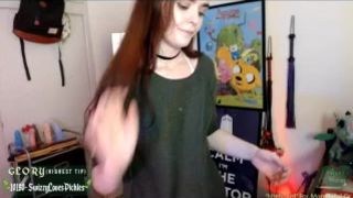 ashe maree busty babe masturbates cunt