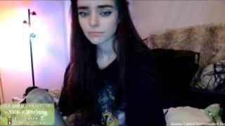 ashe maree busty slut fucks pussy in the shower