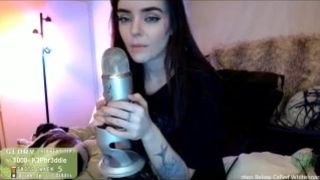 ashe maree busty slut fucks pussy in the shower