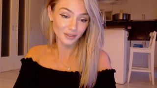 yveline crustacean catches buzz from lilac lildo