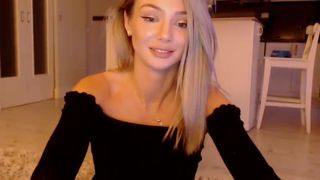 yveline crustacean catches buzz from lilac lildo