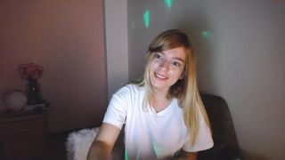 kendalltyler hot lady milf fucks vagina