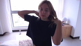 kendalltyler elegant  cam girl  engaged in lustful caresses