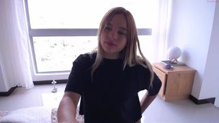 kendalltyler elegant  cam girl  engaged in lustful caresses