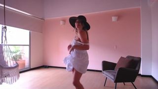 kendalltyler fucking bitch in stockings seduces with beautiful legs