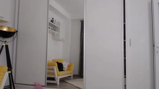 eve busty brunette chats in free chat