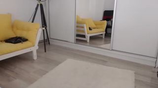 eve hot babe masturbates shaved cunt