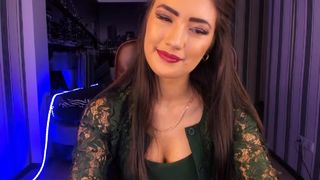 Ju-lia cute babe in stockings massages vagina with hand