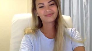 emillyd curious prostitute sucking rubber dick