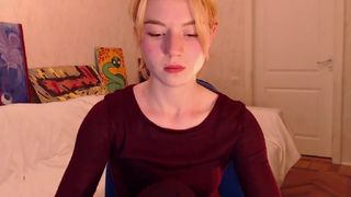 alicebreeze Exciting girl