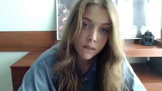 vynsi_emmy hot babe gives off huge ass