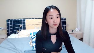 little_princess6 little one, few two. she begins to introduce almost the whole hand into her pussy.