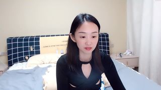 little_princess6 sexy lady fucks both holes