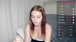 koketka19 cute brunette caresses her charms